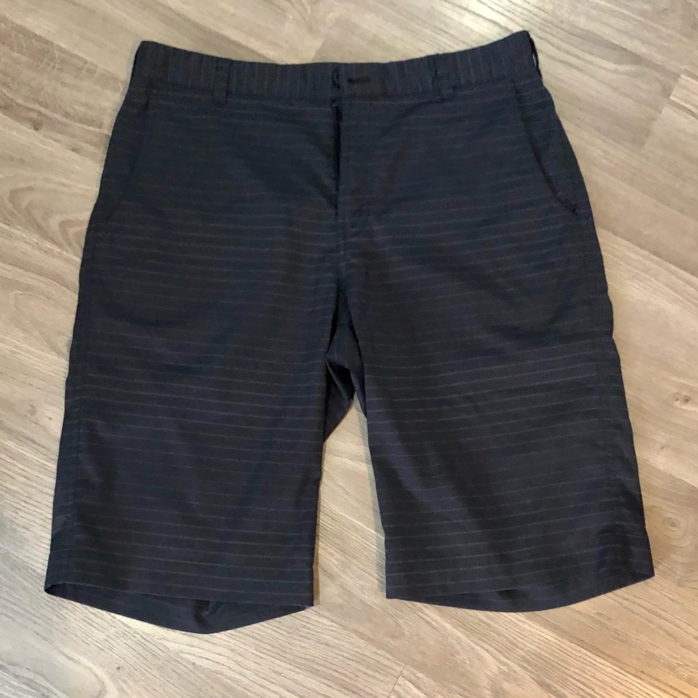 Nike golf shorts